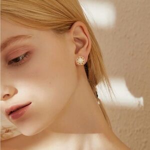 Golden Sun Cubic Zirconia Gold Plated Hypoallergenic Studs Earrings NWT